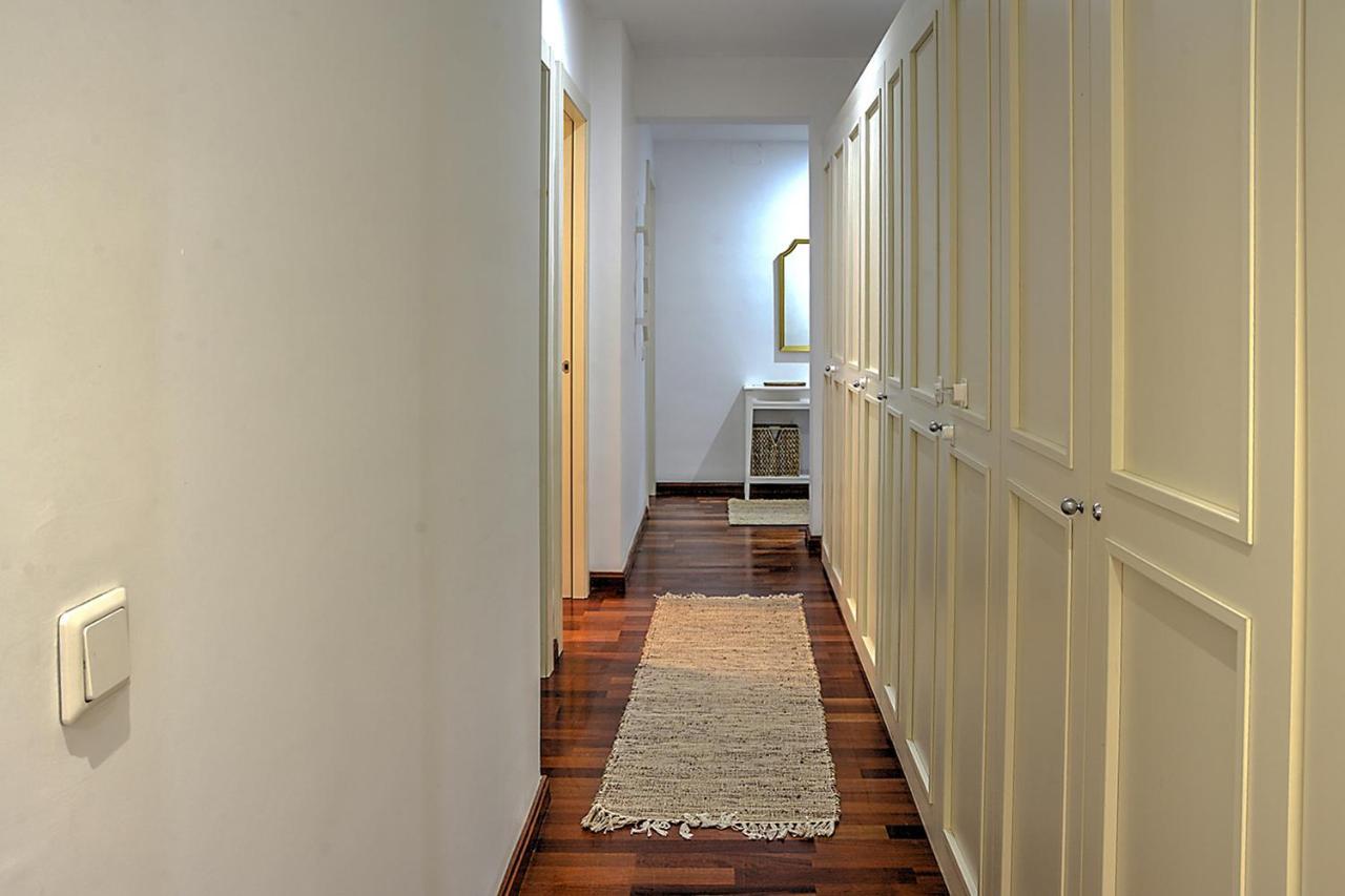 San Bernardo Family Apartment Севилья Экстерьер фото