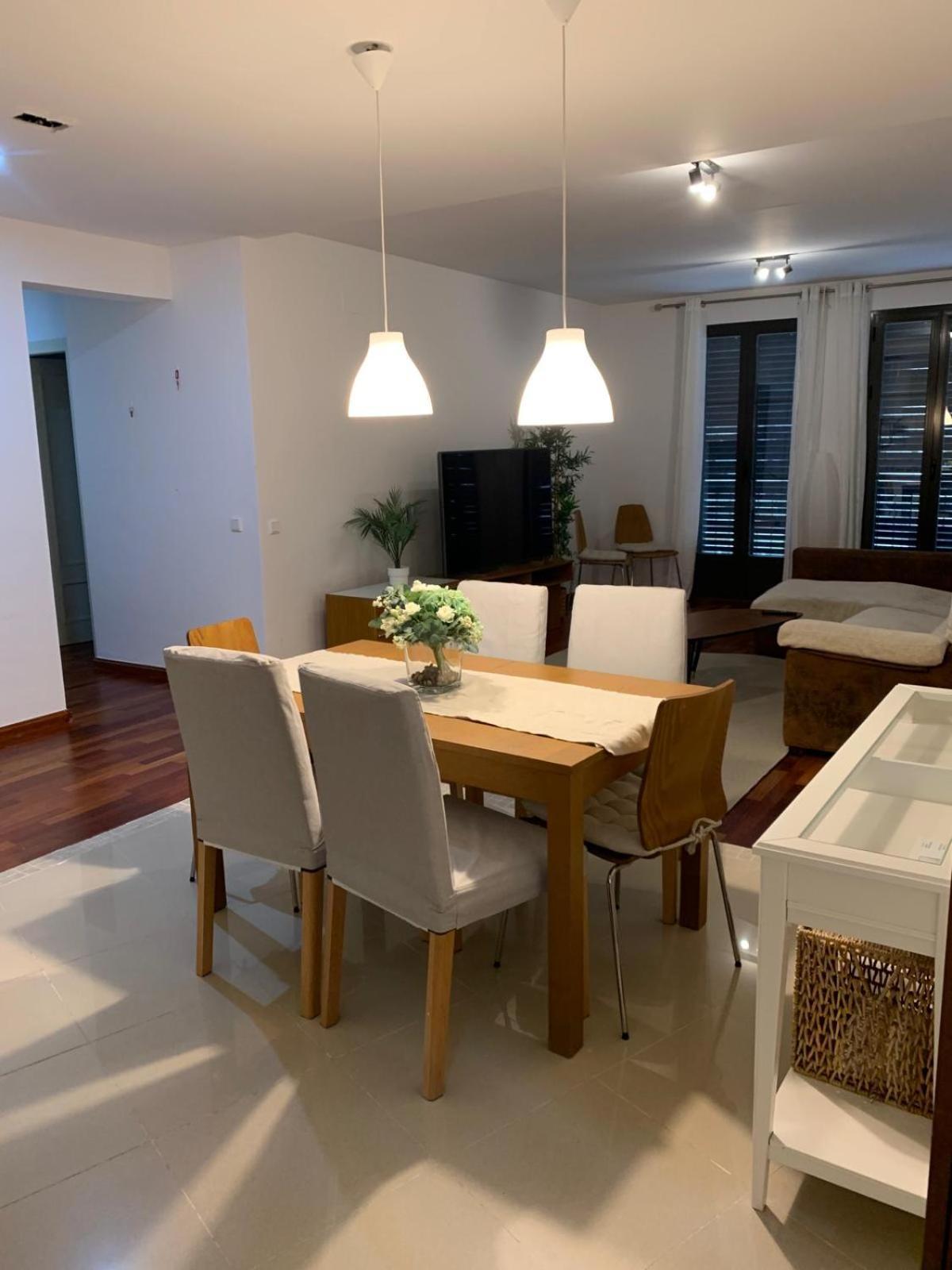 San Bernardo Family Apartment Севилья Экстерьер фото