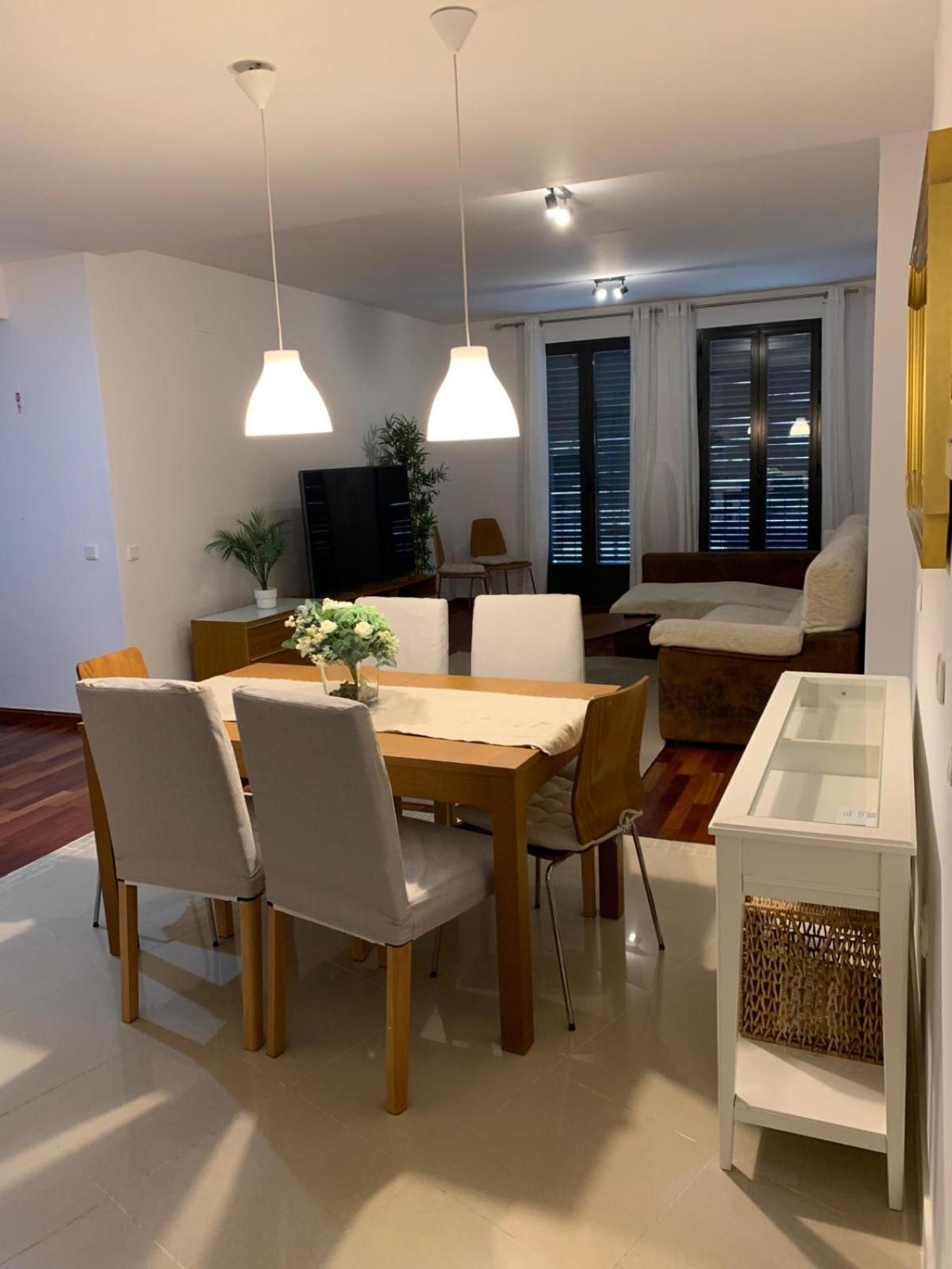 San Bernardo Family Apartment Севилья Экстерьер фото